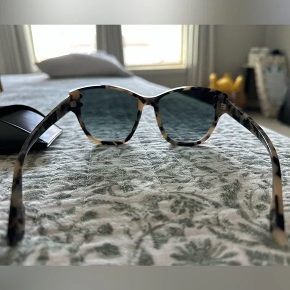 Dior Sunglasses - Picture 6 of 9